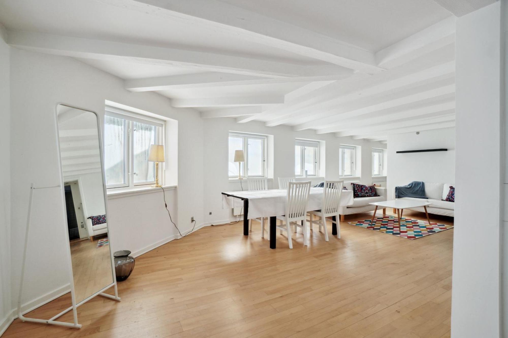 In Laksegade: 1br 300m From Kgs Nytorv Leilighet